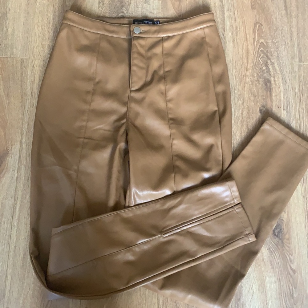 Gorgeous premium quality butter vegan leather pants size 8 like new !